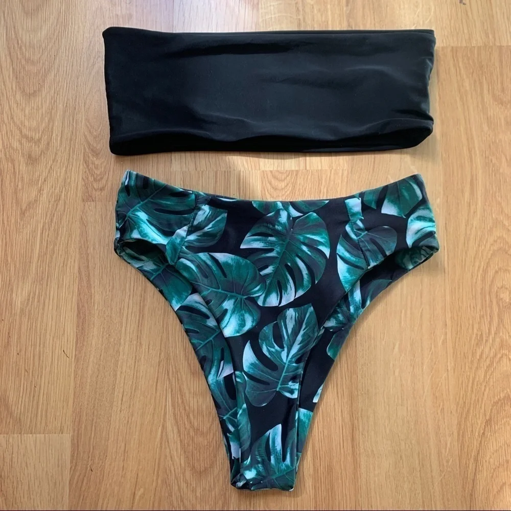 Palm bikini set size medium. No brand. Super cute ! MEDIUM